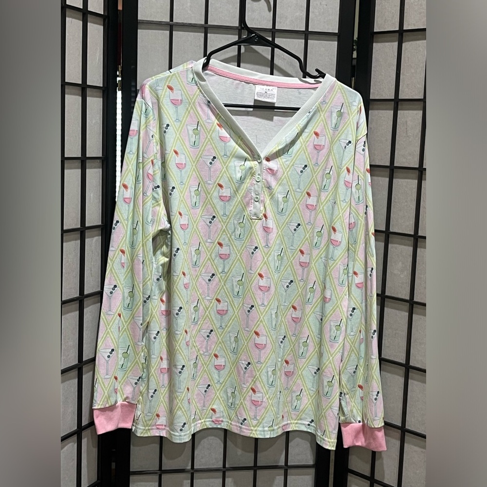 Serra PAJAMA MARTINI PRINT Top with Pink, GREEN Trim WOMEN SIZE XL